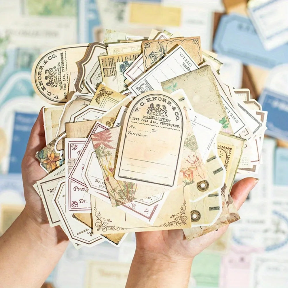 800pcs 4 Vintage Ephemera Pack for Junk Journaling & Scrapbooking (Light Retro DIY Kit)
