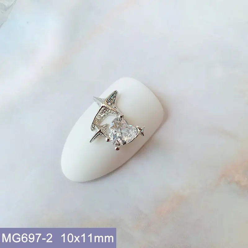 10pcs Luxury Kawaii Love Heart Pink Sailor Moon Star Nail Art Parts Zircon Manicure Nails Accesorios Supplies Decorations Charms