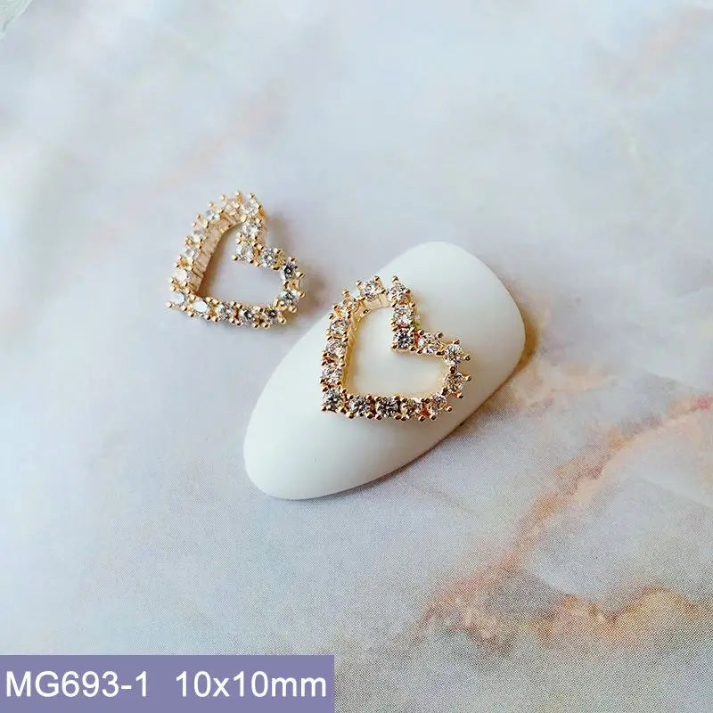 10pcs Luxury Kawaii Love Heart Pink Sailor Moon Star Nail Art Parts Zircon Manicure Nails Accesorios Supplies Decorations Charms