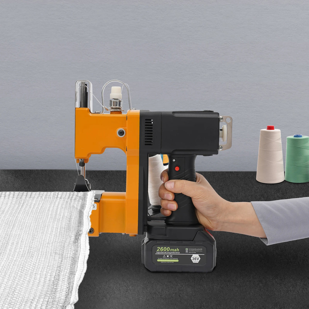 190W Portable Bag Sewing Machine Handheld Industrial Electric Bag Knitted Bag Sealer 2600 Stitches High-Speed Sewing 18000rpm