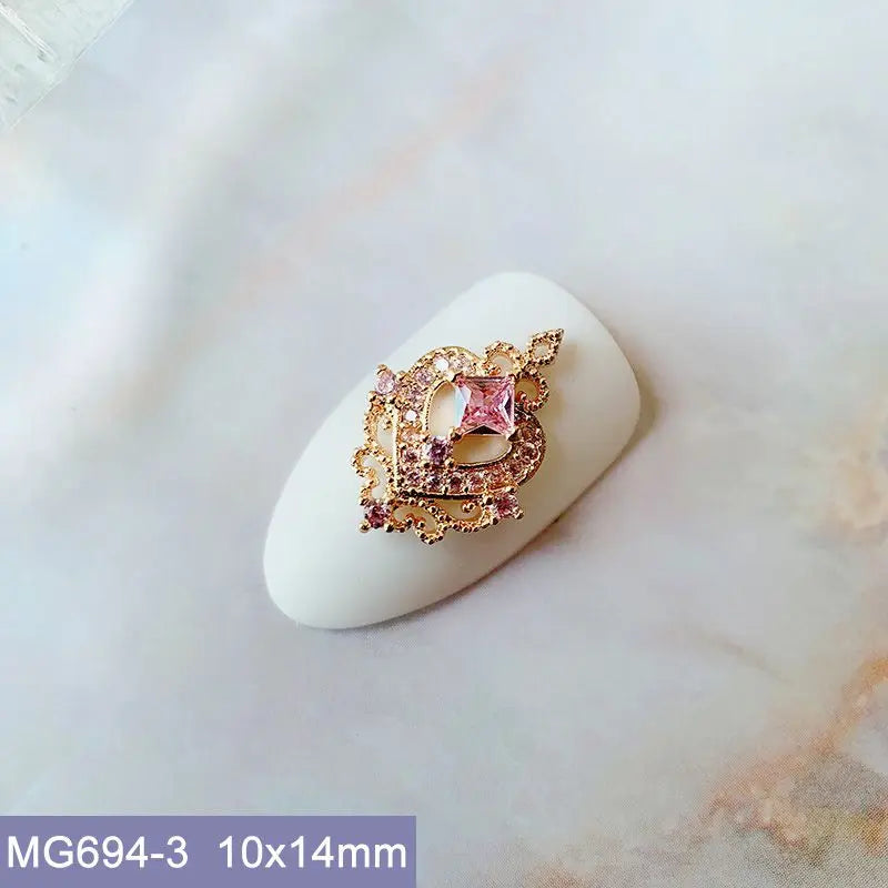10pcs Luxury Kawaii Love Heart Pink Sailor Moon Star Nail Art Parts Zircon Manicure Nails Accesorios Supplies Decorations Charms