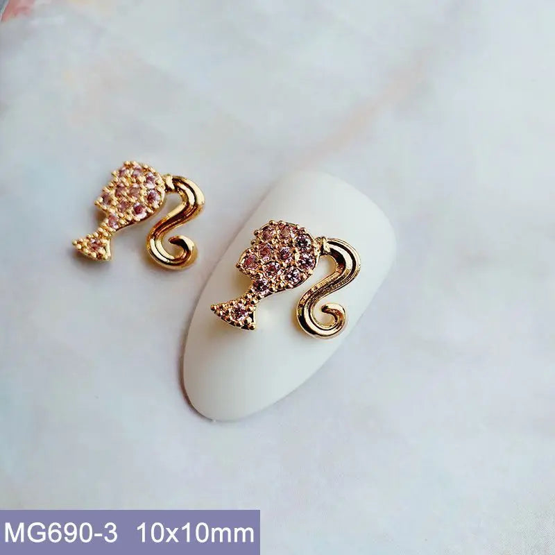 10pcs Luxury Kawaii Love Heart Pink Sailor Moon Star Nail Art Parts Zircon Manicure Nails Accesorios Supplies Decorations Charms