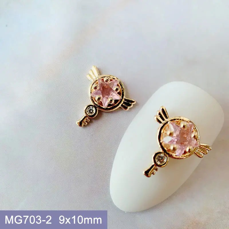 10pcs Luxury Kawaii Love Heart Pink Sailor Moon Star Nail Art Parts Zircon Manicure Nails Accesorios Supplies Decorations Charms